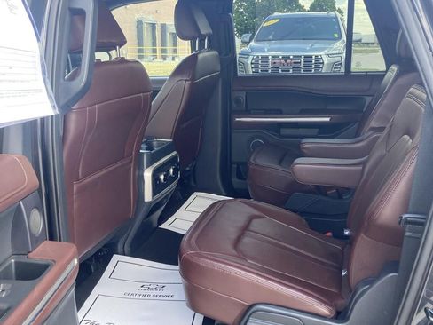 Used 2024 Ford Expedition Max Limited AWD/4WD image 24