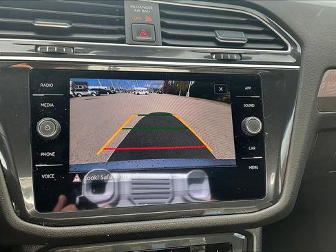 Used 2024 Volkswagen Tiguan SE R-Line w/ MDO Package, Two-Row image 18