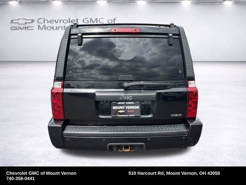 Used 2010 Jeep Commander Sport w/ Sun/Sound Group RWD image 4