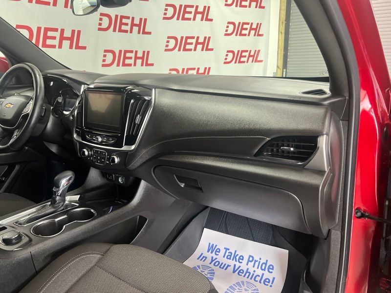 Used 2023 Chevrolet Traverse LT w/ LPO, Floor Liner Package AWD/4WD image 14