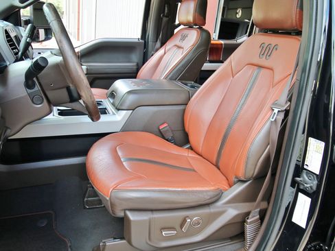 Used 2021 Ford F250 King Ranch w/ King Ranch Ultimate Package AWD/4WD image 22