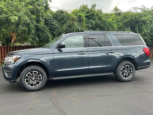 Used 2022 Ford Expedition Max XLT image 18