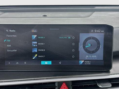 Used 2025 Kia Sorento LX FWD image 21