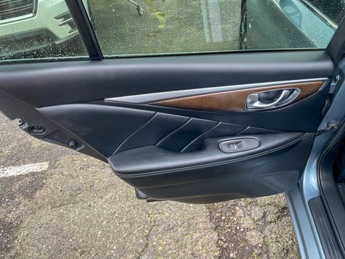 Used 2018 INFINITI Q50 Luxe w/ Essential Package (3.0T Luxe) image 25