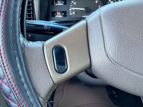 Used 1995 Toyota 4Runner SR5 image 17