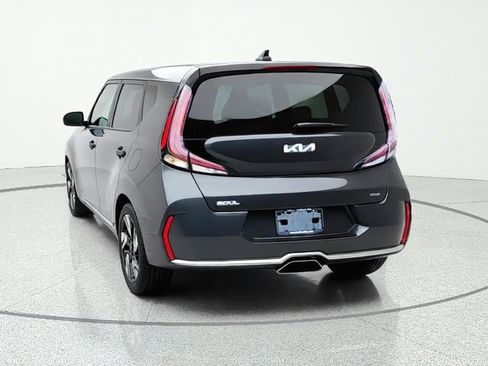 Certified 2024 Kia Soul GT-Line FWD image 4