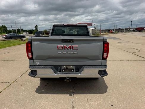 Used 2024 GMC Sierra 1500 Pro w/ X31 Off-Road Package AWD/4WD image 4