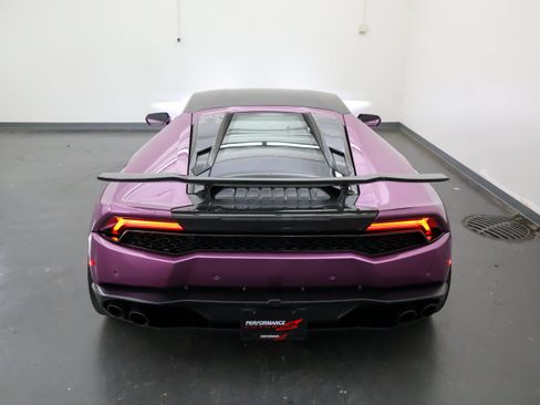 Used 2016 Lamborghini Huracan LP 610-4 AWD/4WD image 10