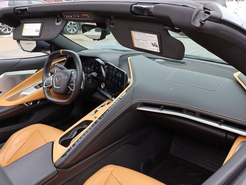 Used 2021 Chevrolet Corvette Stingray Preferred Cpe w/ Engine Appearance Package image 32