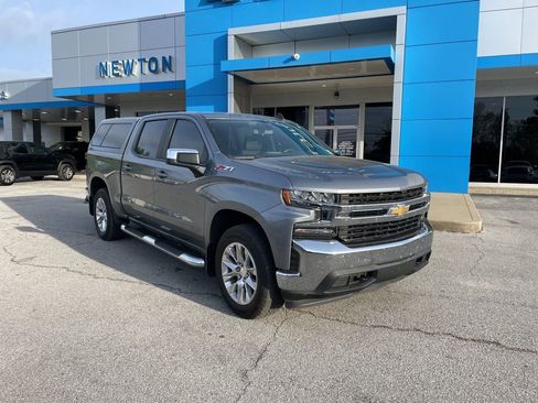 Used 2020 Chevrolet Silverado 1500 LT w/ All-Star Edition image 2