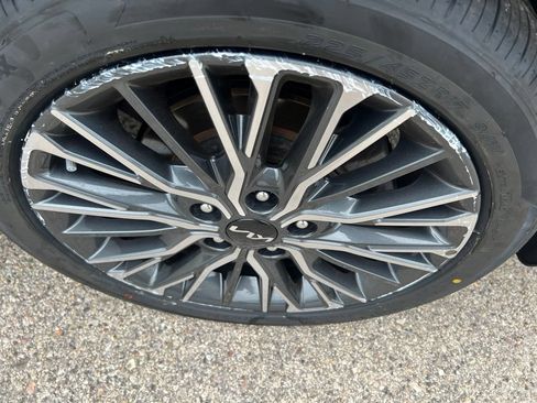 Certified 2023 Kia Forte GT-Line w/ GT-Line Technology Package FWD image 40
