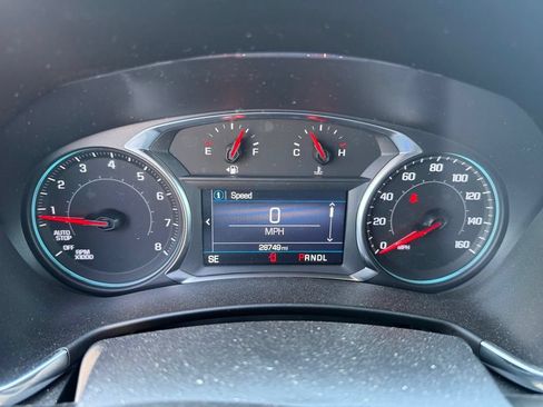 Used 2023 Chevrolet Equinox LT FWD image 10
