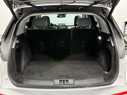 Used 2021 Lincoln Corsair Standard w/ Equipment Group 101A image 16