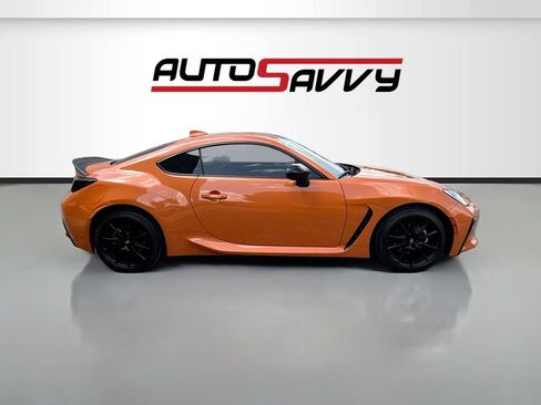 Used 2023 Toyota GR86 10th Anniversary SE RWD image 8