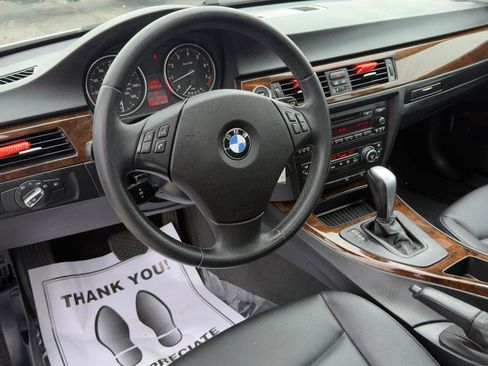 Used 2009 BMW 328i xDrive Sedan AWD/4WD image 29