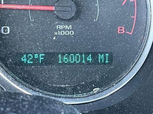 Used 2009 Chevrolet Cobalt LS w/ LPO, Sport Accessory Package image 38