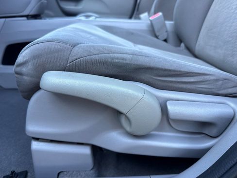 Used 2012 Honda CR-V LX image 14