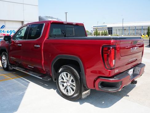 Used 2022 GMC Sierra 1500 Denali w/ Driver Alert Package II AWD/4WD image 35