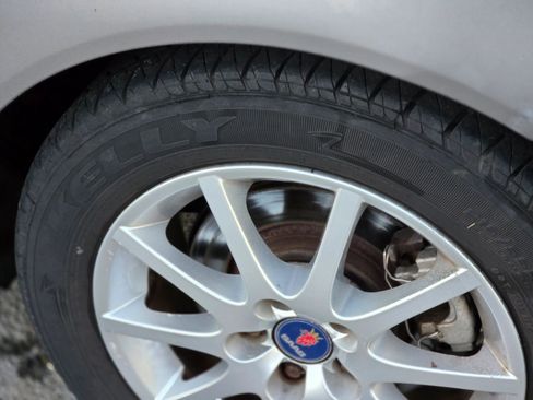 Used 2003 Saab 9-3 Arc image 8