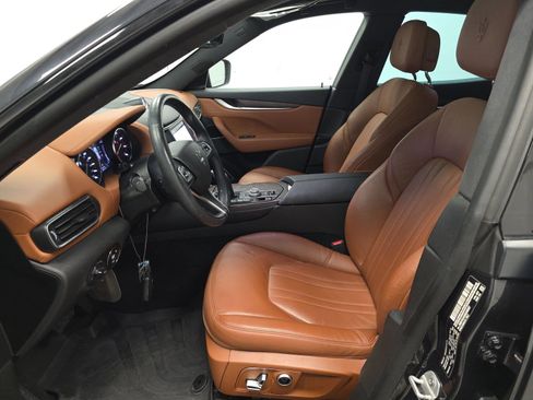 Used 2022 Maserati Levante GT image 8