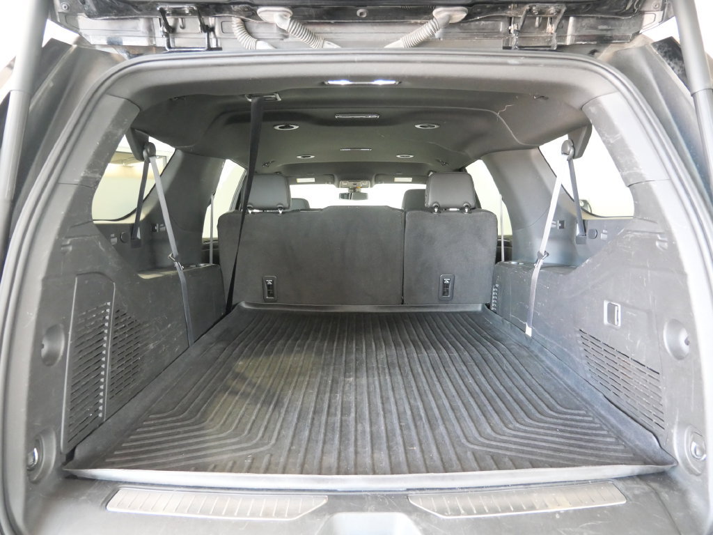 Used 2022 Chevrolet Suburban Z71 AWD/4WD image 27