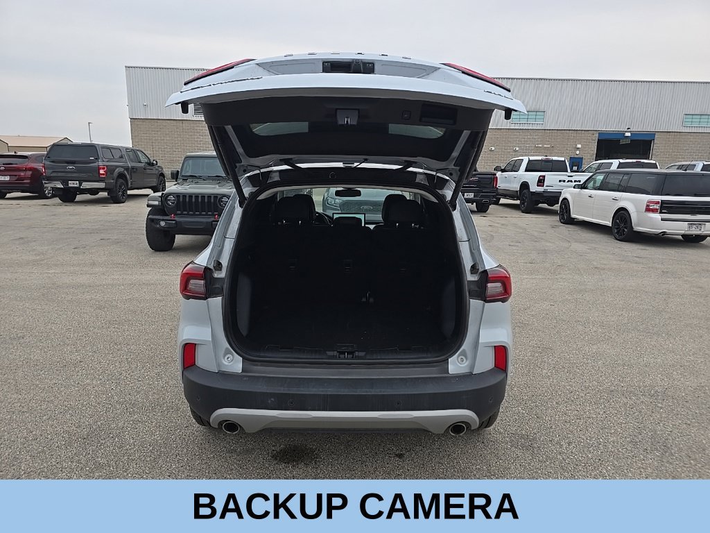 Used 2025 Ford Escape Platinum AWD/4WD image 6