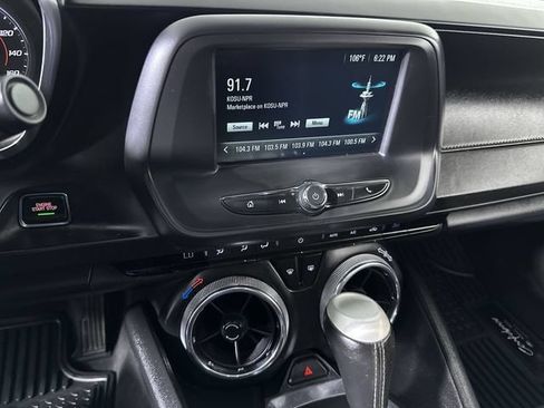 Used 2017 Chevrolet Camaro LT RWD image 13