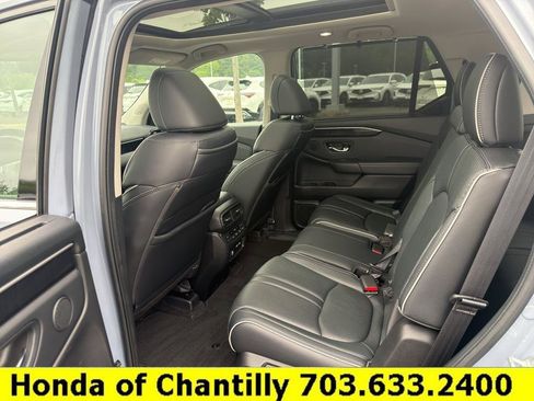 Certified 2023 Honda Pilot Elite image 27