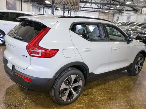 New 2026 Volvo XC40 B5 Plus w/ Climate Package image 8