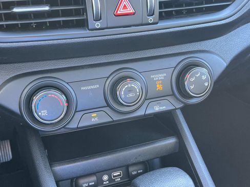 Used 2021 Kia Forte Sedan image 32