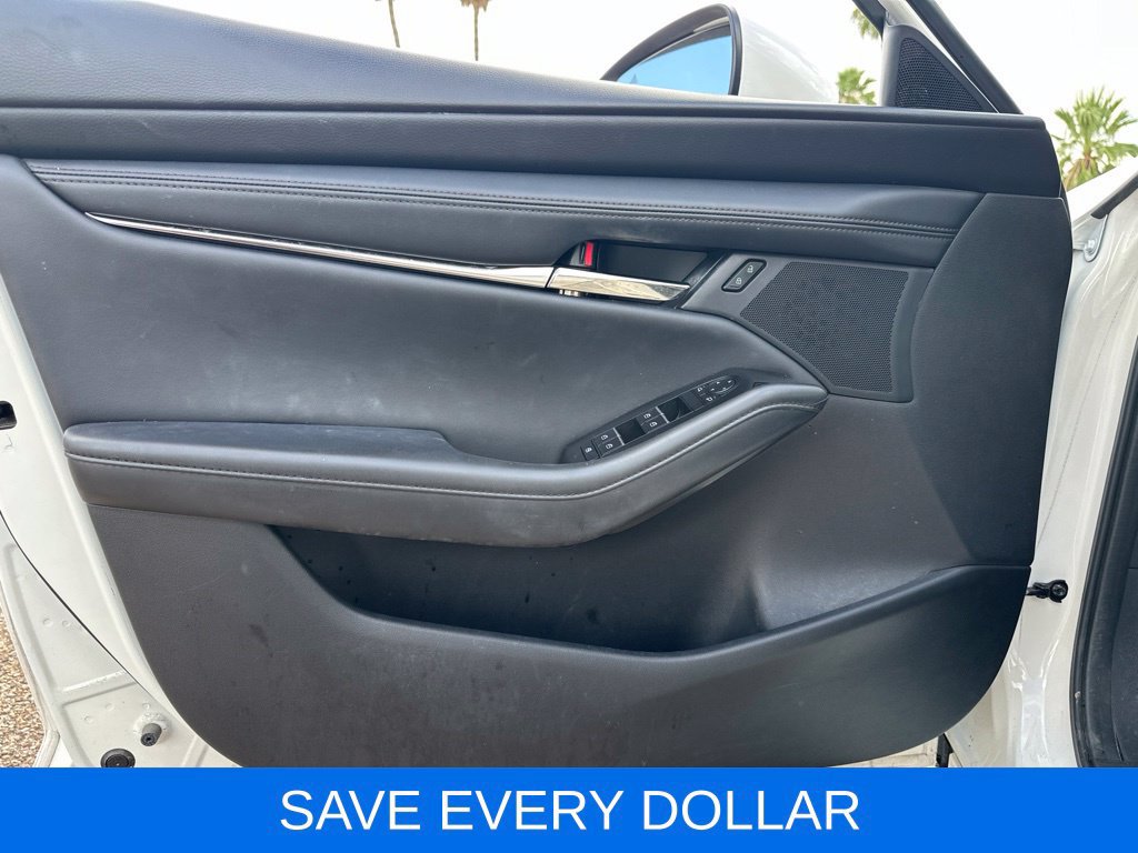 Used 2023 MAZDA MAZDA3 s FWD image 5