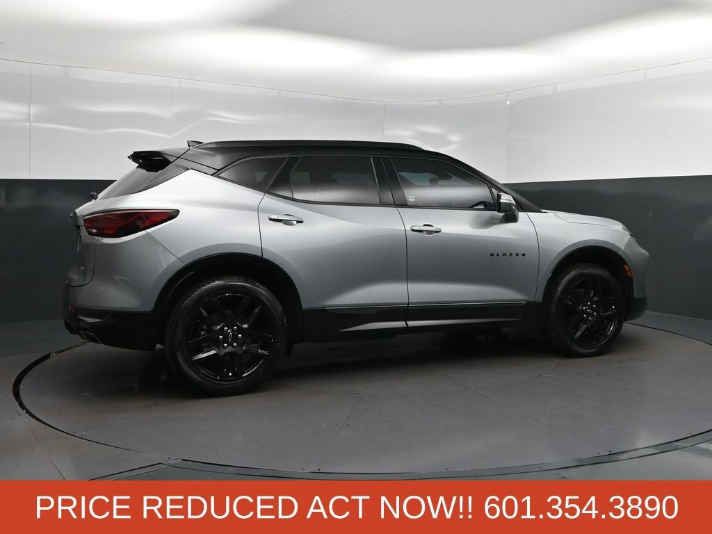 Used 2024 Chevrolet Blazer RS w/ Driver Confidence II Package FWD image 8