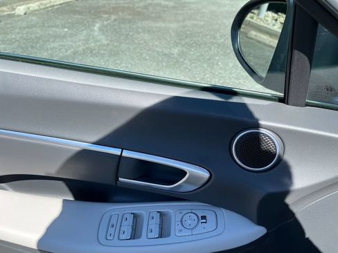 Used 2023 Hyundai Sonata SEL FWD image 12