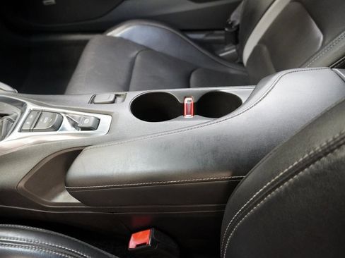 Used 2017 Chevrolet Camaro SS image 21