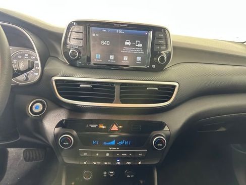 Used 2019 Hyundai Tucson SEL image 21