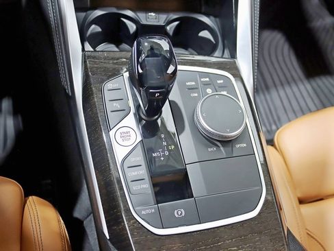 Used 2021 BMW 440i xDrive M440i xDrive w/ Premium Package image 27