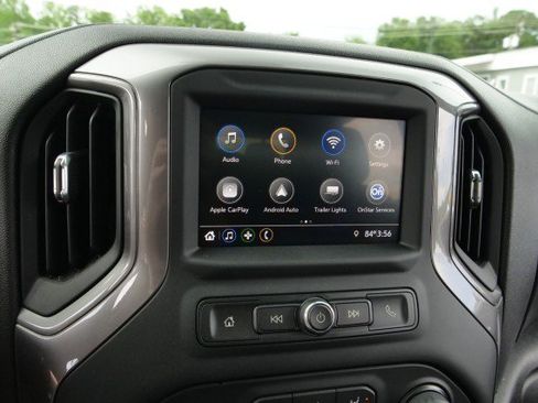 Used 2022 Chevrolet Silverado 2500 Custom w/ Gooseneck/5TH Wheel Package AWD/4WD image 12