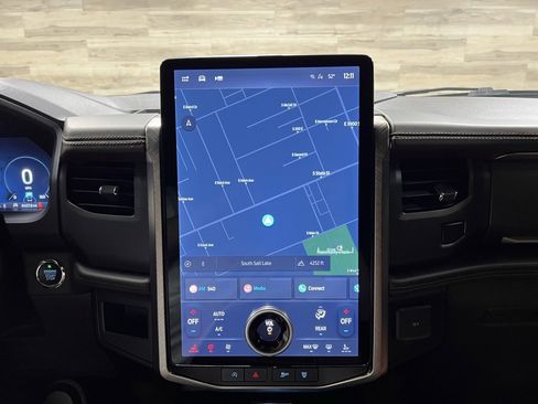 Used 2024 Ford Expedition King Ranch image 24