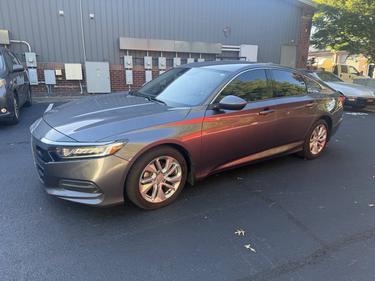 Used 2019 Honda Accord LX image 2