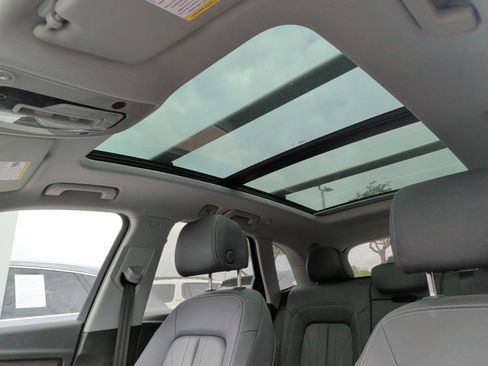 Certified 2023 Audi Q5 Premium w/ Convenience Package AWD/4WD image 27