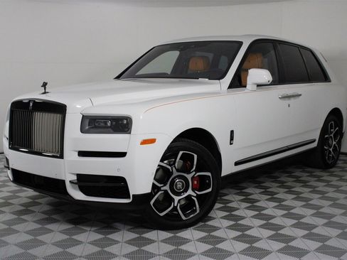 Certified 2024 Rolls-Royce Cullinan Black Badge image 20