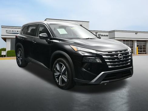 Used 2026 Nissan Rogue SL AWD/4WD image 7