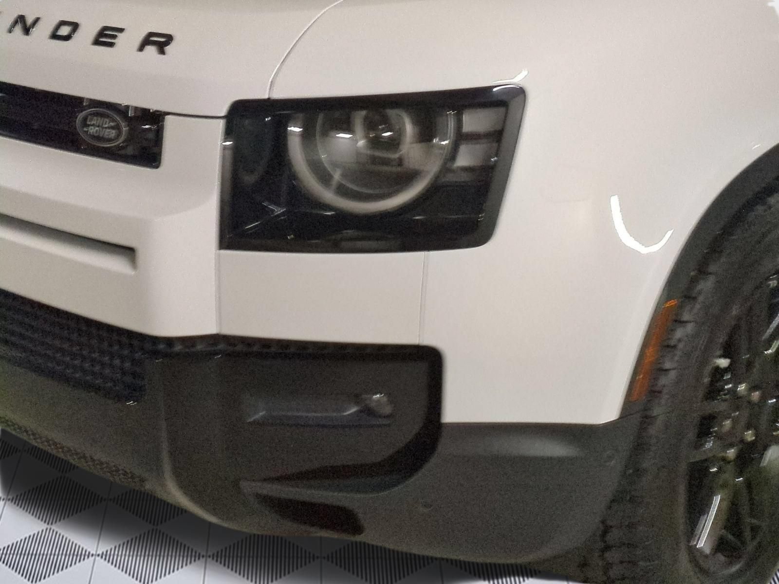 New 2026 Land Rover Defender 110 S AWD/4WD image 10