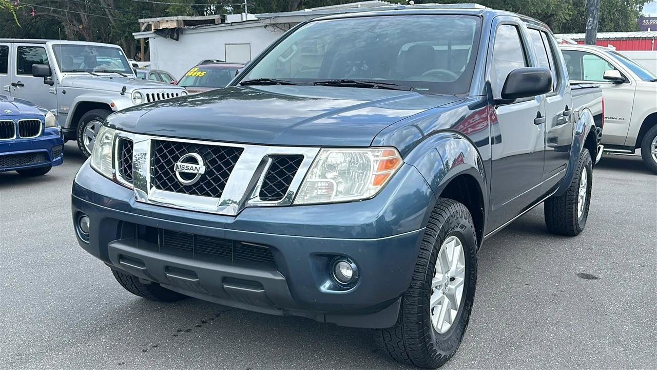 Used 2014 Nissan Frontier SV w/ SV Value Truck Package AWD/4WD image 8
