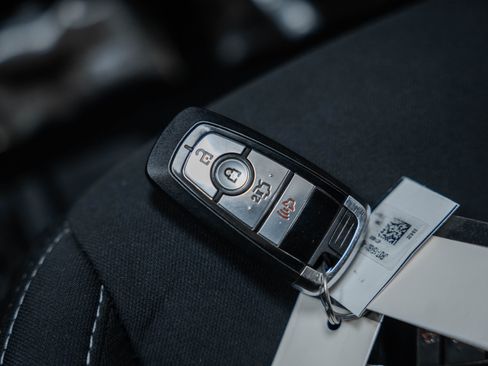 Certified 2022 Ford Mustang Coupe image 45