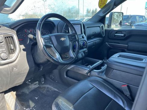 Used 2020 Chevrolet Silverado 2500 LTZ w/ LTZ Convenience Package image 10