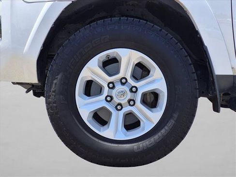 Used 2015 Toyota 4Runner SR5 RWD image 24