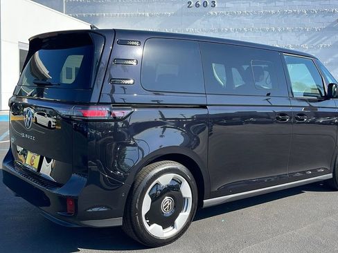 New 2025 Volkswagen ID. Buzz Pro S image 7