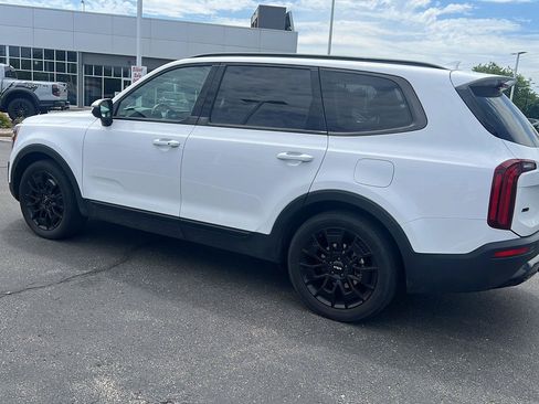 Used 2022 Kia Telluride EX w/ EX Premium Package AWD/4WD image 11