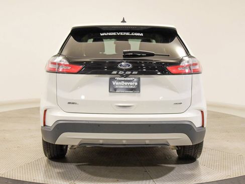 Used 2022 Ford Edge SEL w/ Convenience Package image 9